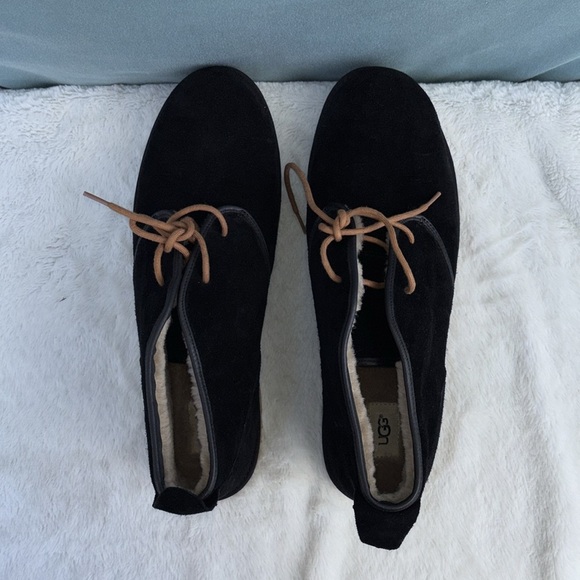 UGG Boots, Men's Black Suede Chakka Style Size 17, Tie Closure, Like New - Picture 5 of 8